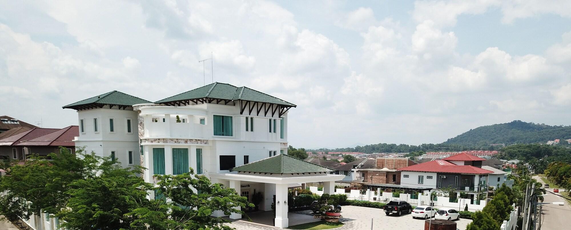 Casa Bianca Keluang Exterior foto