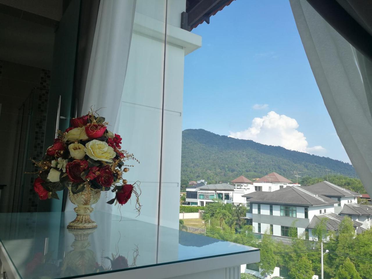 Casa Bianca Keluang Exterior foto